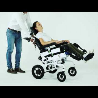 Silla basculante JUDITTA.