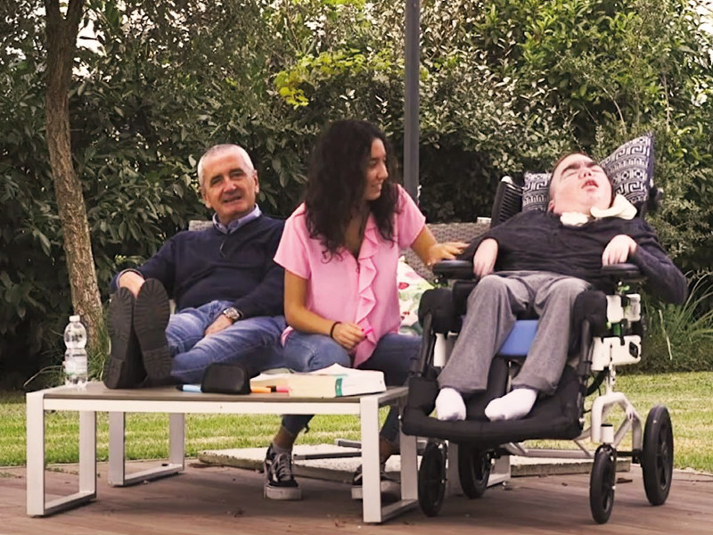 Silla basculante JUDITTA.