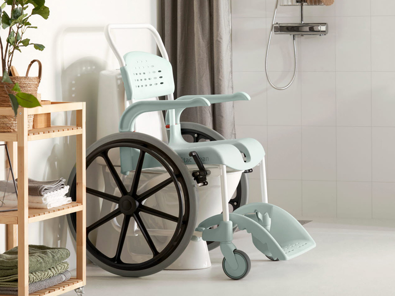 Silla de ducha autopropulsable CLEAN
